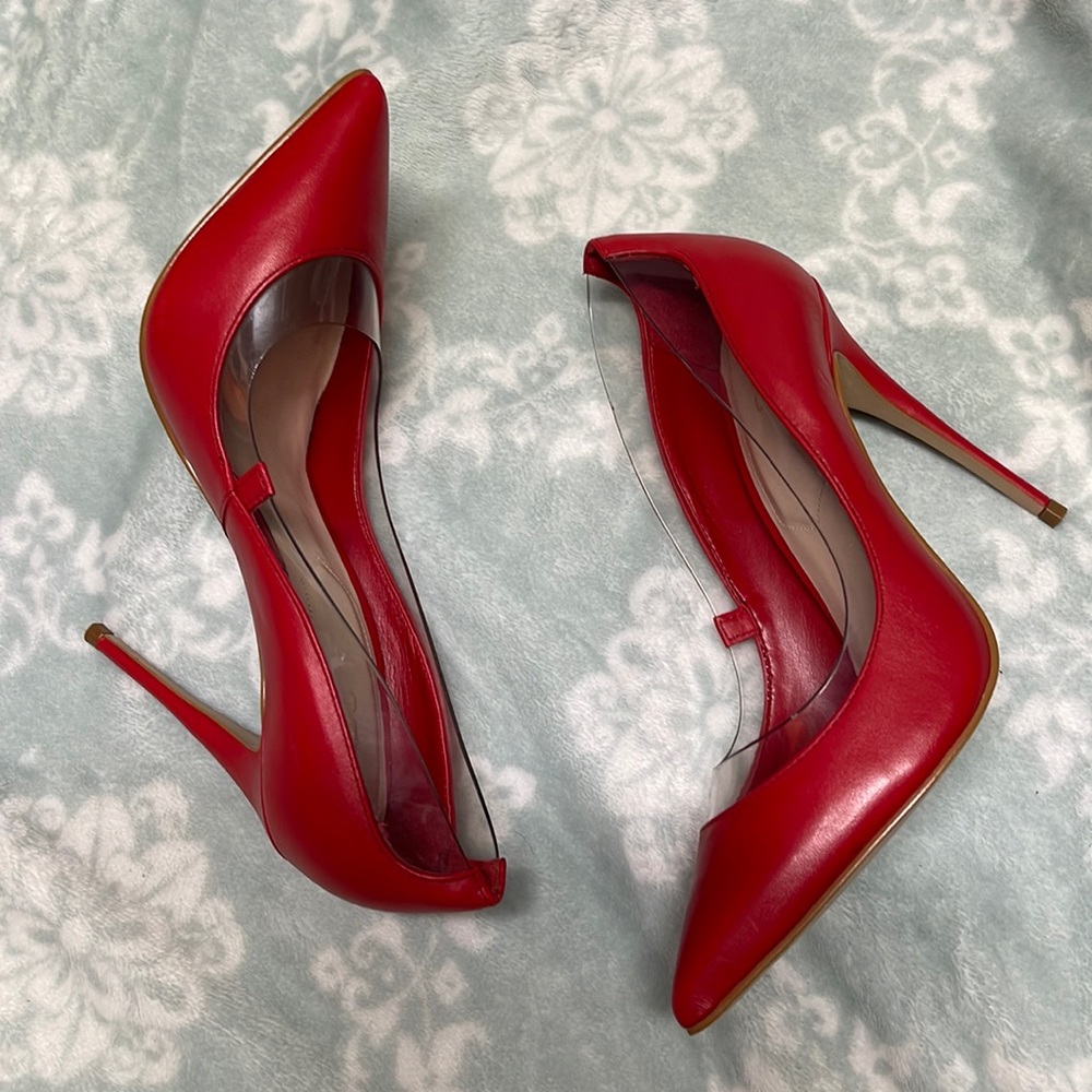 BRAND NEW Aldo red 7US